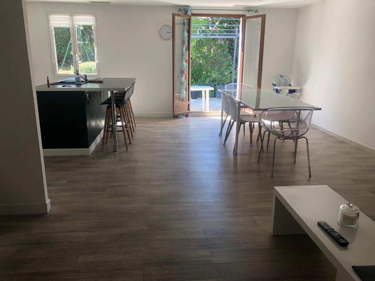 Maison Au Calme Avec Parking En Petite Camargue Beauvoisin  Eksteriør billede
